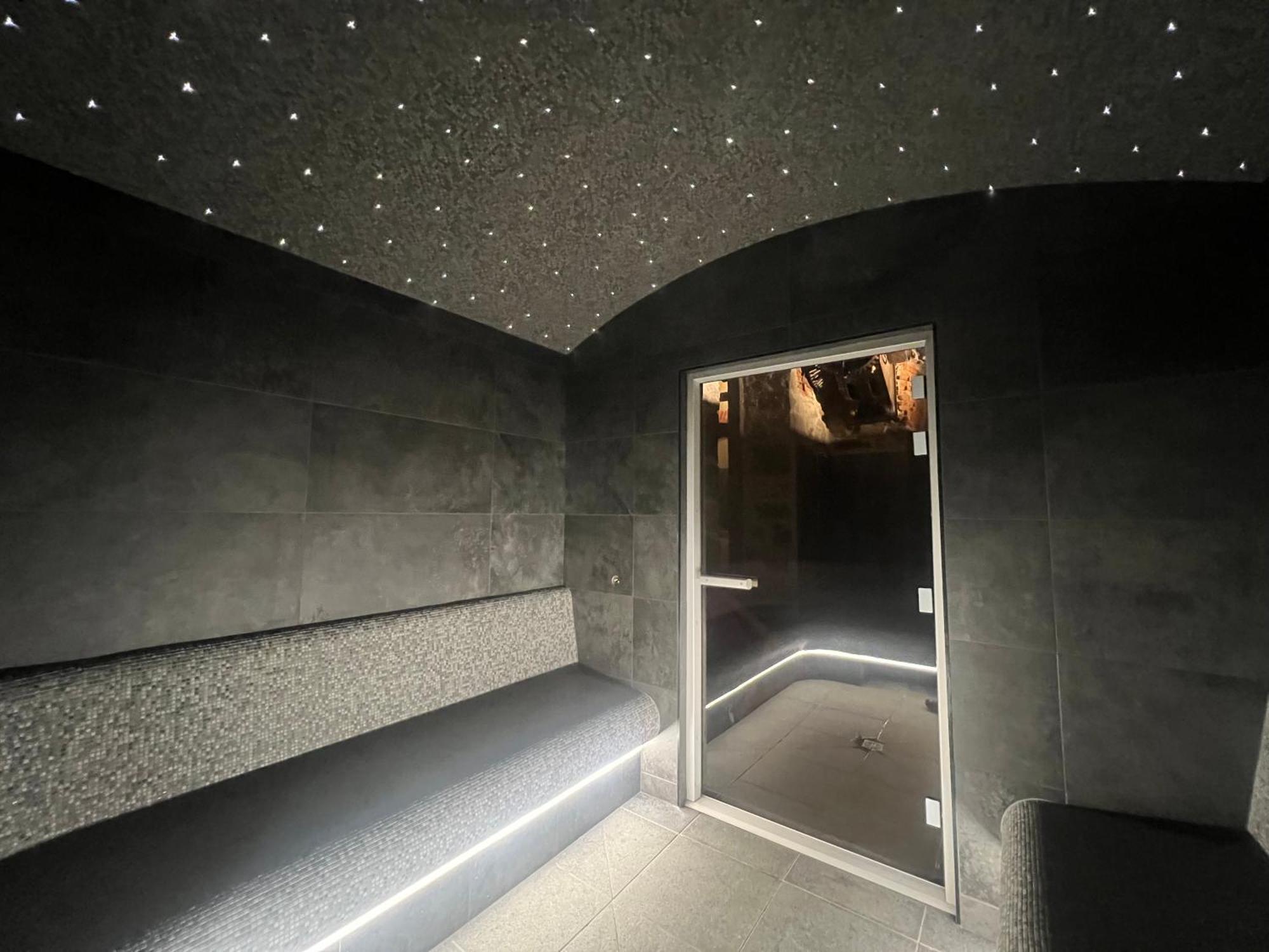 Gite Roche Des Ducs Avec Piscine Toute L'Annee, Spa, Sauna, Hammam Rochesson Bagian luar foto